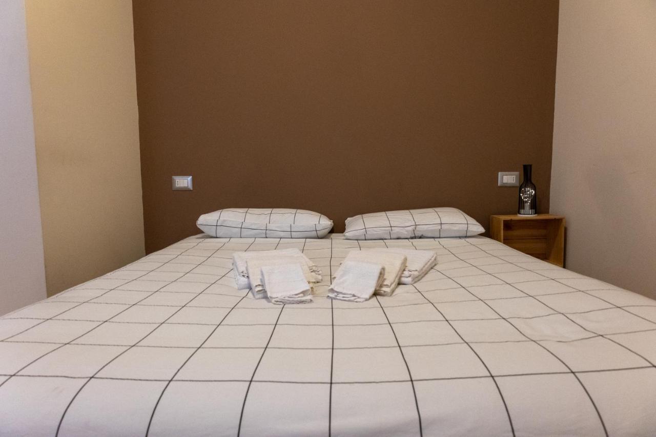 La Stazione Bed & Breakfast Trontano Eksteriør bilde